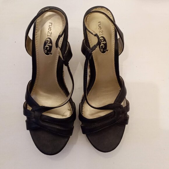 Rue21 Etc! Black Strappy Sandals with Brown Patchwork Print Wedges Shoes size L - Picture 2 of 6